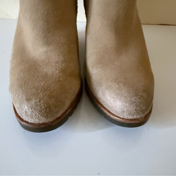 Sorel After Hours Chelsea Wedge Ankle Boots Tan Beige Suede Sz 7 - Picture 7 of 11